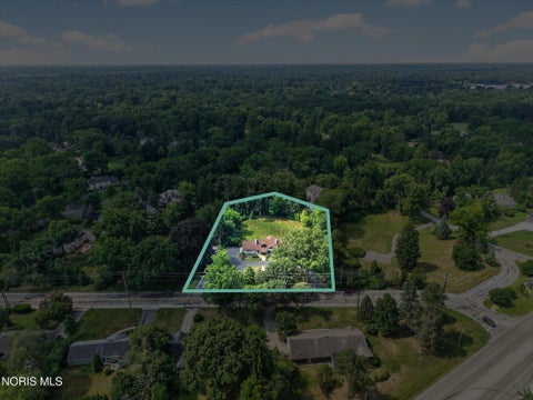 Tiny photo for 4545 Indian Road, Ottawa Hills, OH 43615 (MLS # 10014155)