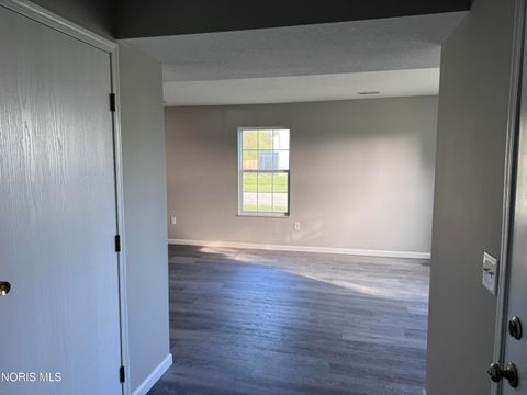 Tiny photo for 1158 Rockcress Drive, Toledo, OH 43615 (MLS # 10007436)