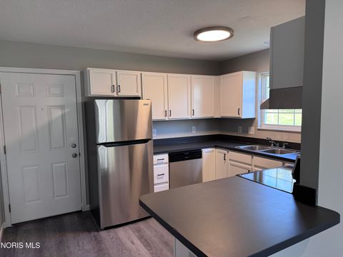 Tiny photo for 1158 Rockcress Drive, Toledo, OH 43615 (MLS # 10007436)