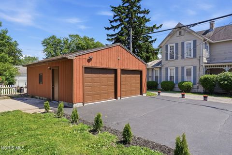 Tiny photo for 915 W Main Cross Street, Findlay, OH 45840 (MLS # 10008694)