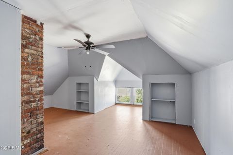 Tiny photo for 915 W Main Cross Street, Findlay, OH 45840 (MLS # 10008694)