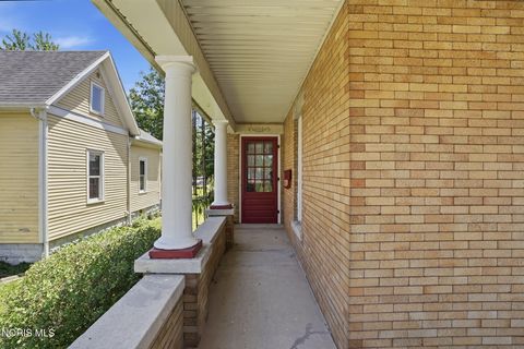 Tiny photo for 915 W Main Cross Street, Findlay, OH 45840 (MLS # 10008694)