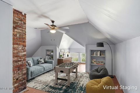 Tiny photo for 915 W Main Cross Street, Findlay, OH 45840 (MLS # 10008694)