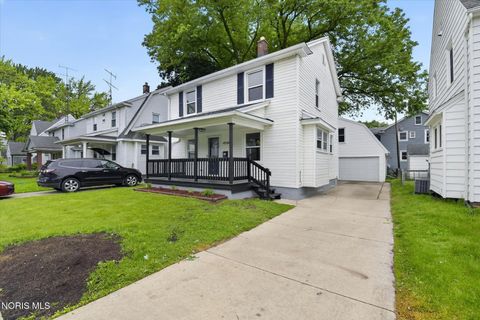 Tiny photo for 4544 Commonwealth Avenue, Toledo, OH 43612 (MLS # 10008334)