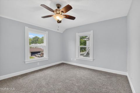 Tiny photo for 4544 Commonwealth Avenue, Toledo, OH 43612 (MLS # 10008334)