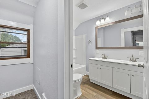 Tiny photo for 4544 Commonwealth Avenue, Toledo, OH 43612 (MLS # 10008334)