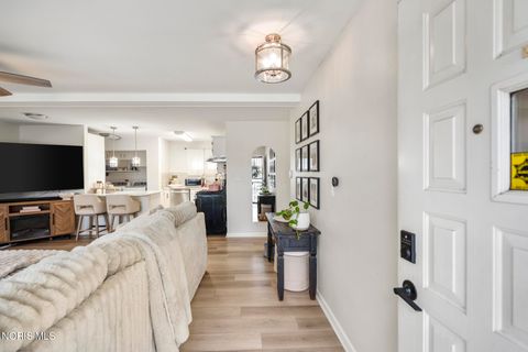 Tiny photo for 3047 March Drive, Toledo, OH 43614 (MLS # 10004998)