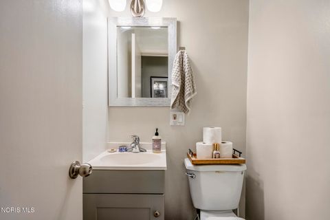 Tiny photo for 3047 March Drive, Toledo, OH 43614 (MLS # 10004998)