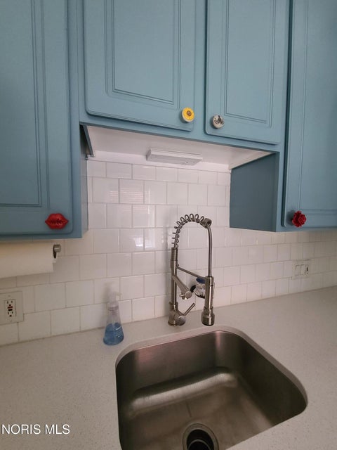 Tiny photo for 2200 Scottwood Avenue #Unit 216, Toledo, OH 43620 (MLS # 10014234)