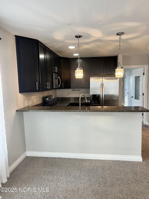 Tiny photo for 4745 Lakeside Drive, Maumee, OH 43537 (MLS # 10002326)