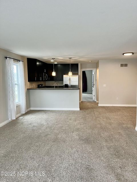 Tiny photo for 4745 Lakeside Drive, Maumee, OH 43537 (MLS # 10002326)