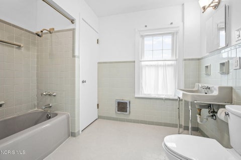 Tiny photo for 330 Glendale Avenue, Findlay, OH 45840 (MLS # 10014231)