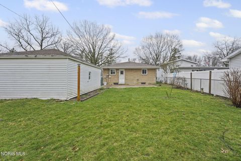 Tiny photo for 3933 Darewood Drive, Toledo, OH 43623 (MLS # 10005796)