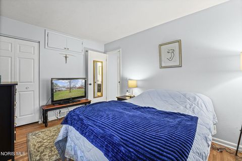 Tiny photo for 3933 Darewood Drive, Toledo, OH 43623 (MLS # 10005796)