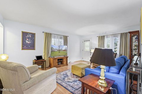 Tiny photo for 3933 Darewood Drive, Toledo, OH 43623 (MLS # 10005796)