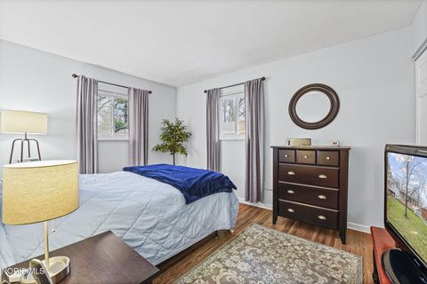 Tiny photo for 3933 Darewood Drive, Toledo, OH 43623 (MLS # 10005796)