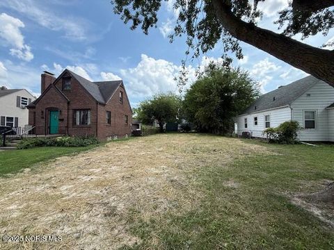 Tiny photo for 219 Sunset Boulevard, Toledo, OH 43612 (MLS # 10000572)