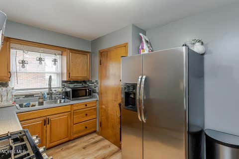 Tiny photo for 3517 Douglas Road, Toledo, OH 43606 (MLS # 10007356)