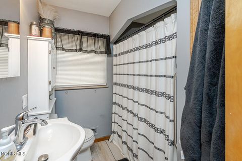Tiny photo for 3517 Douglas Road, Toledo, OH 43606 (MLS # 10007356)