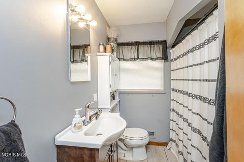 Tiny photo for 3517 Douglas Road, Toledo, OH 43606 (MLS # 10007356)