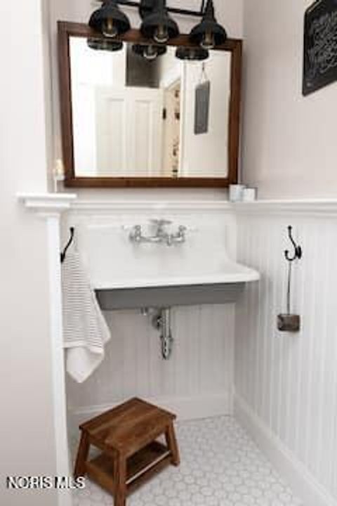 Tiny photo for 6739 Erie Street, Sylvania, OH 43560 (MLS # 10006503)