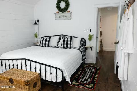 Tiny photo for 6739 Erie Street, Sylvania, OH 43560 (MLS # 10006503)