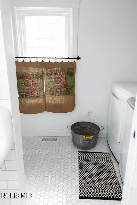 Tiny photo for 6739 Erie Street, Sylvania, OH 43560 (MLS # 10006503)