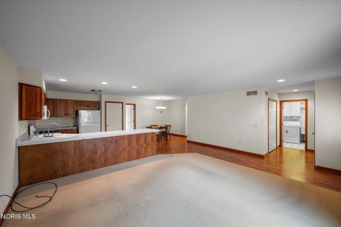 Tiny photo for 4332 Townhouse Drive # F, Oregon, OH 43616 (MLS # 10012792)