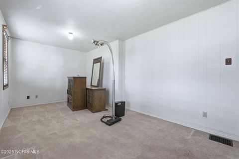 Tiny photo for 114 E Bement Street, Edgerton, OH 43517 (MLS # 10000971)