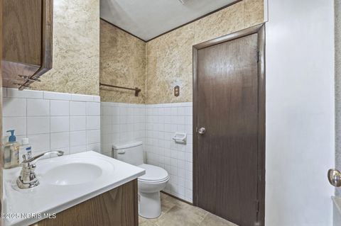 Tiny photo for 114 E Bement Street, Edgerton, OH 43517 (MLS # 10000971)