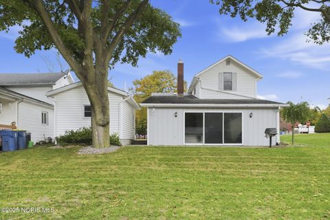 Tiny photo for 114 E Bement Street, Edgerton, OH 43517 (MLS # 10000971)