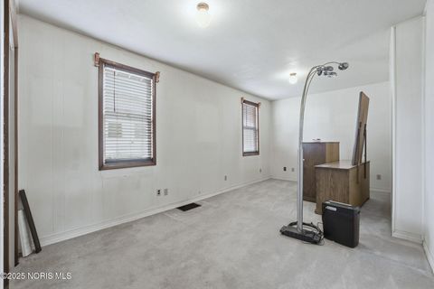 Tiny photo for 114 E Bement Street, Edgerton, OH 43517 (MLS # 10000971)