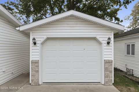 Tiny photo for 114 E Bement Street, Edgerton, OH 43517 (MLS # 10000971)