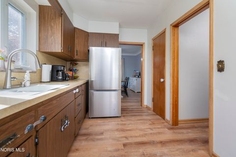 Tiny photo for 2747 Eastmoreland Drive, Oregon, OH 43616 (MLS # 10007490)