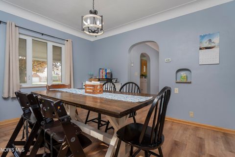 Tiny photo for 2747 Eastmoreland Drive, Oregon, OH 43616 (MLS # 10007490)