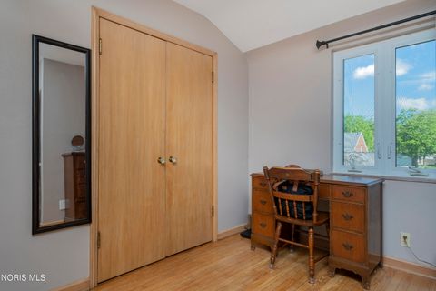 Tiny photo for 2747 Eastmoreland Drive, Oregon, OH 43616 (MLS # 10007490)