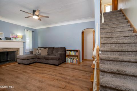 Tiny photo for 2747 Eastmoreland Drive, Oregon, OH 43616 (MLS # 10007490)