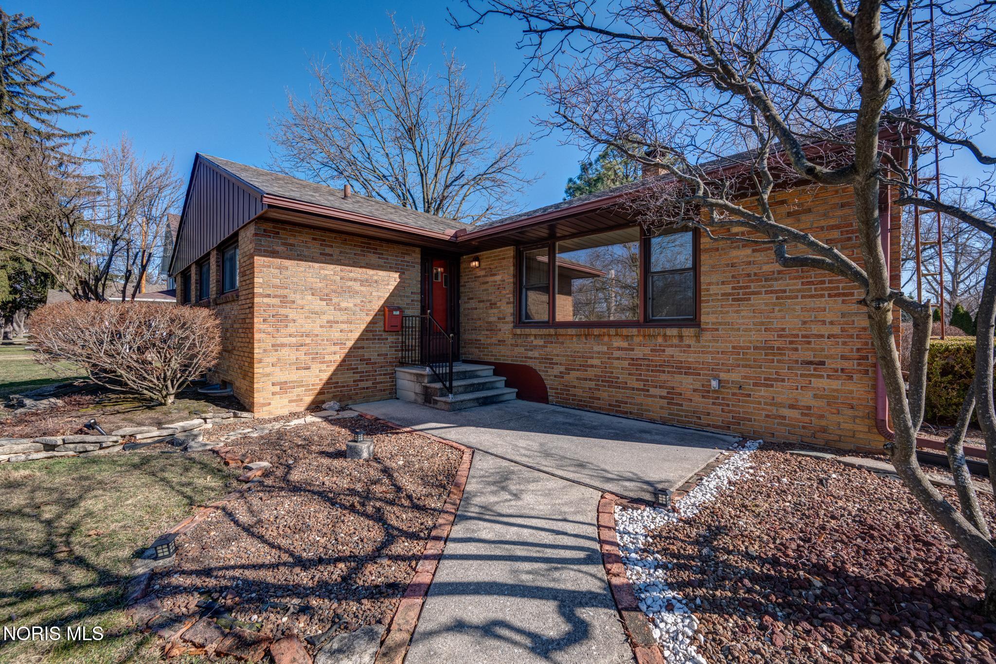 955 Louisiana Avenue