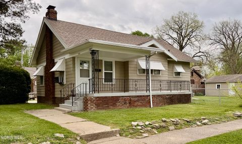 Photo of 2189 Mellwood Avenue, Toledo, OH 43613 (MLS # 10007695)