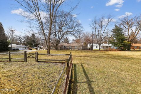 Tiny photo for 2009 Willowhill Lane, Toledo, OH 43615 (MLS # 10004578)