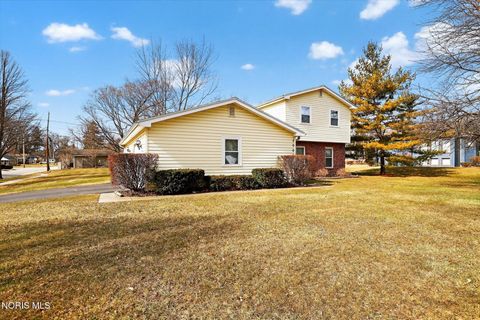 Tiny photo for 2009 Willowhill Lane, Toledo, OH 43615 (MLS # 10004578)