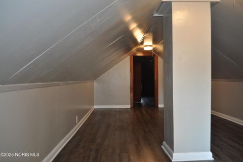 Tiny photo for 128 Carbon Street, Toledo, OH 43605 (MLS # 10000134)