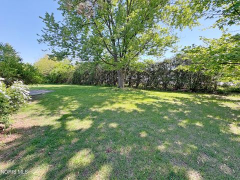 Tiny photo for 1014 Partridge Lane, Bowling Green, OH 43402 (MLS # 10007571)