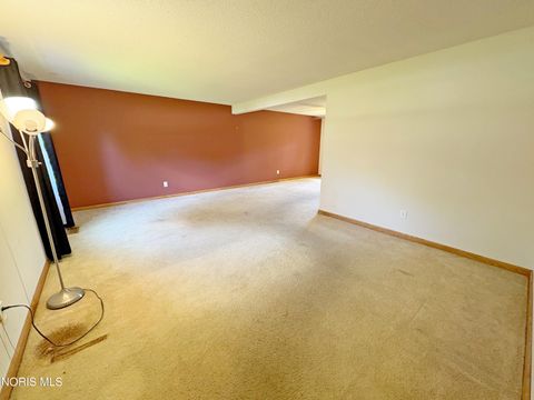 Tiny photo for 1014 Partridge Lane, Bowling Green, OH 43402 (MLS # 10007571)