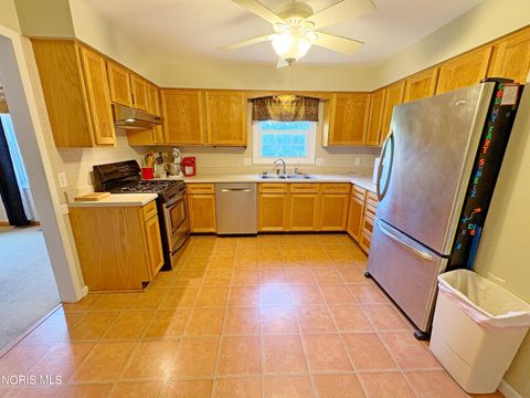 Tiny photo for 1014 Partridge Lane, Bowling Green, OH 43402 (MLS # 10007571)
