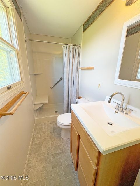 Tiny photo for 1014 Partridge Lane, Bowling Green, OH 43402 (MLS # 10007571)