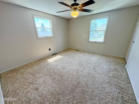Tiny photo for 1014 Partridge Lane, Bowling Green, OH 43402 (MLS # 10007571)