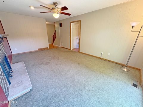 Tiny photo for 1014 Partridge Lane, Bowling Green, OH 43402 (MLS # 10007571)