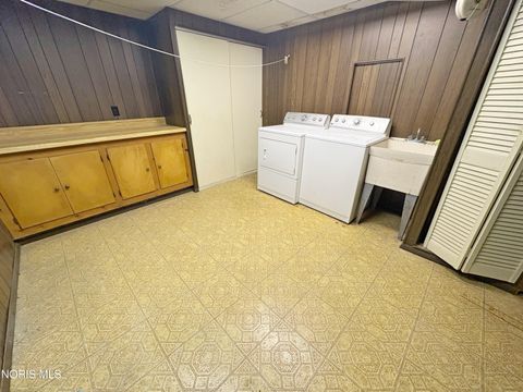 Tiny photo for 1014 Partridge Lane, Bowling Green, OH 43402 (MLS # 10007571)