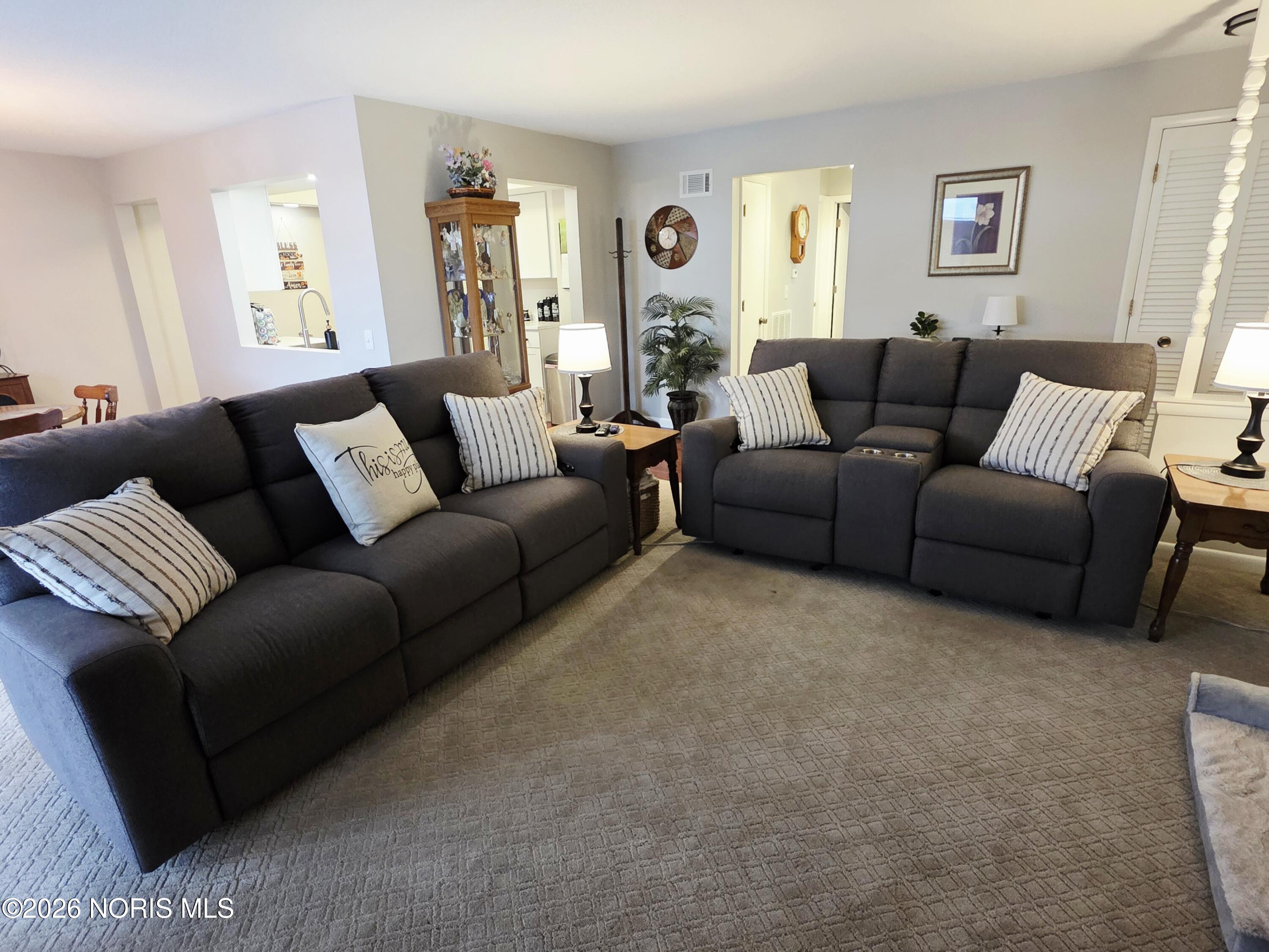 4025 Newcastle Drive # 2-c